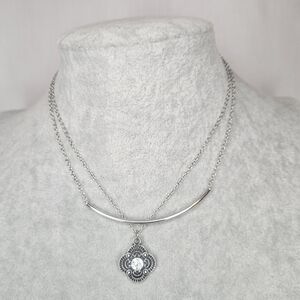 Hannah Accents Bar And Clover Silver Tone Choker Necklace Set Of 2 NWOT 13"-16"